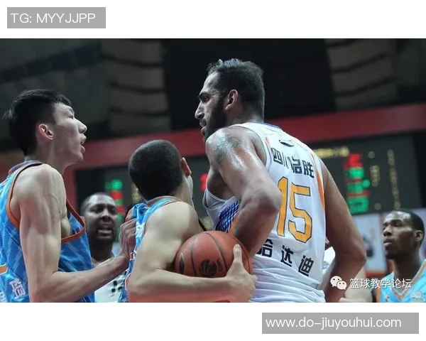 周琦:一直坚信球队能夺冠防哈达迪就是要消耗他 周琦:一直坚信球队能夺冠防哈达迪就是要消耗他