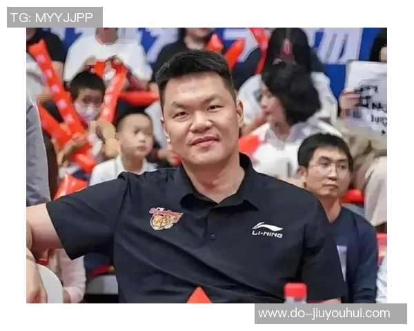 广东新外援锁定科比小弟?朱芳雨:目前正在试训 广东新外援锁定科比小弟?朱芳雨:目前正在试训