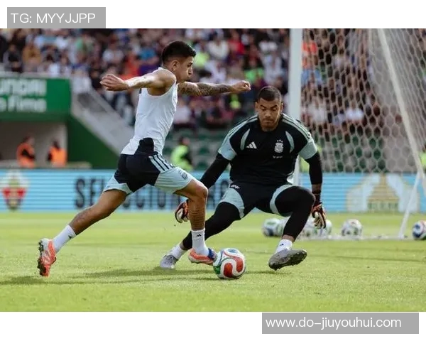 阿根廷公开训练，预计吸引近2万球迷现场观看，激情四射